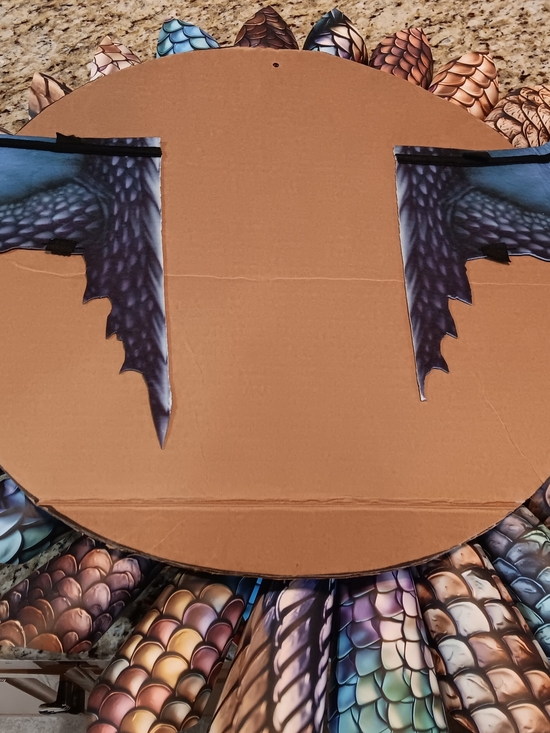 Dragon Mum - Dragon Scale Paper Cone Art With Blue Dragon Face And Wings - Picture 6 of 7